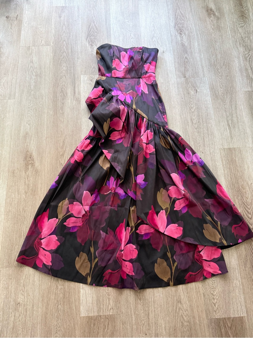 hutch torini black & pink floral satin strapless ruffle maxi gown dress small